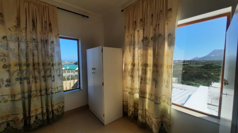 To Let 2 Bedroom Property for Rent in Bettys Bay Western Cape